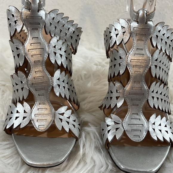 Eight Fifteen Silver & Gold Amazing Heels! Size 7 WORN BY CELEBRITIES - Picture 3 of 16
